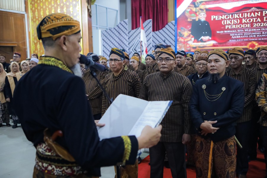 Wali Kota Dumai H. Paisal, SKM, MARS Resmi Melantik Kepengurusan IKJS Ikatan Keluarga Jawa Priode 2026-2029