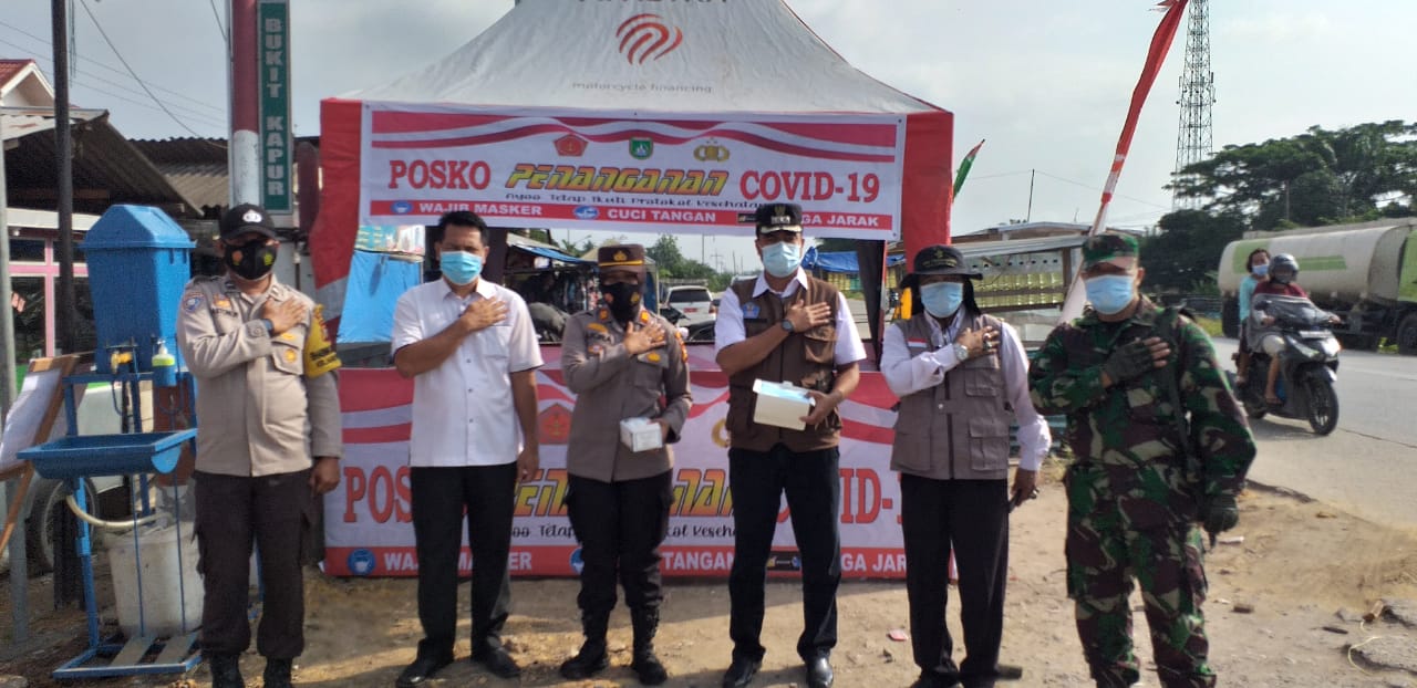 Polsek Bukit Kapur Dirikan Posko Penanganan Covid-19 Didepan Pintu Pasar Sukaramai