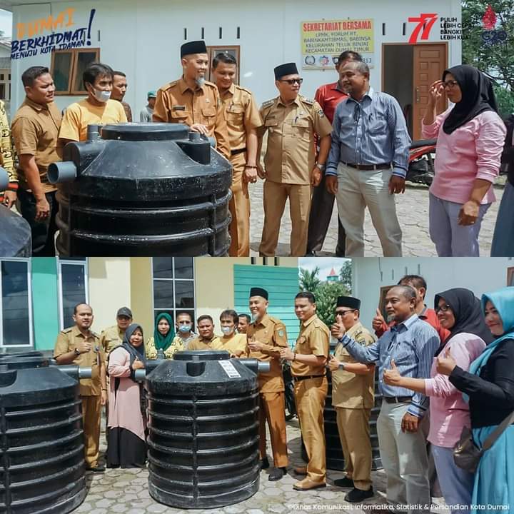Wali Kota Dumai, H. Paisal, SKM, MARS Menyerahkan Secara Simbolis Bantuan Tanki Septik