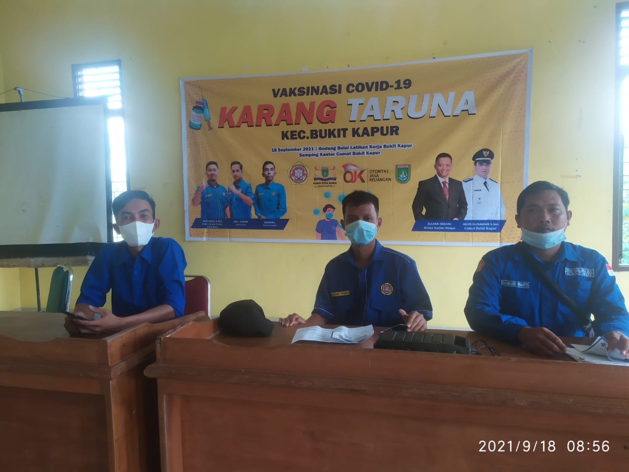 OJK dan Kadin Riau Gandeng Karang Taruna Kecamatan Bukit Kapur kota Dumai Memggelar Vaksinasi