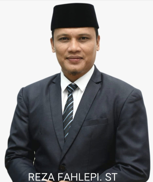 Mengenal Reza Fahlepi Putera Kelahiran Kota Dumai Putra Dari Pasangan H.Mansyur dan Hj.Rahimi.