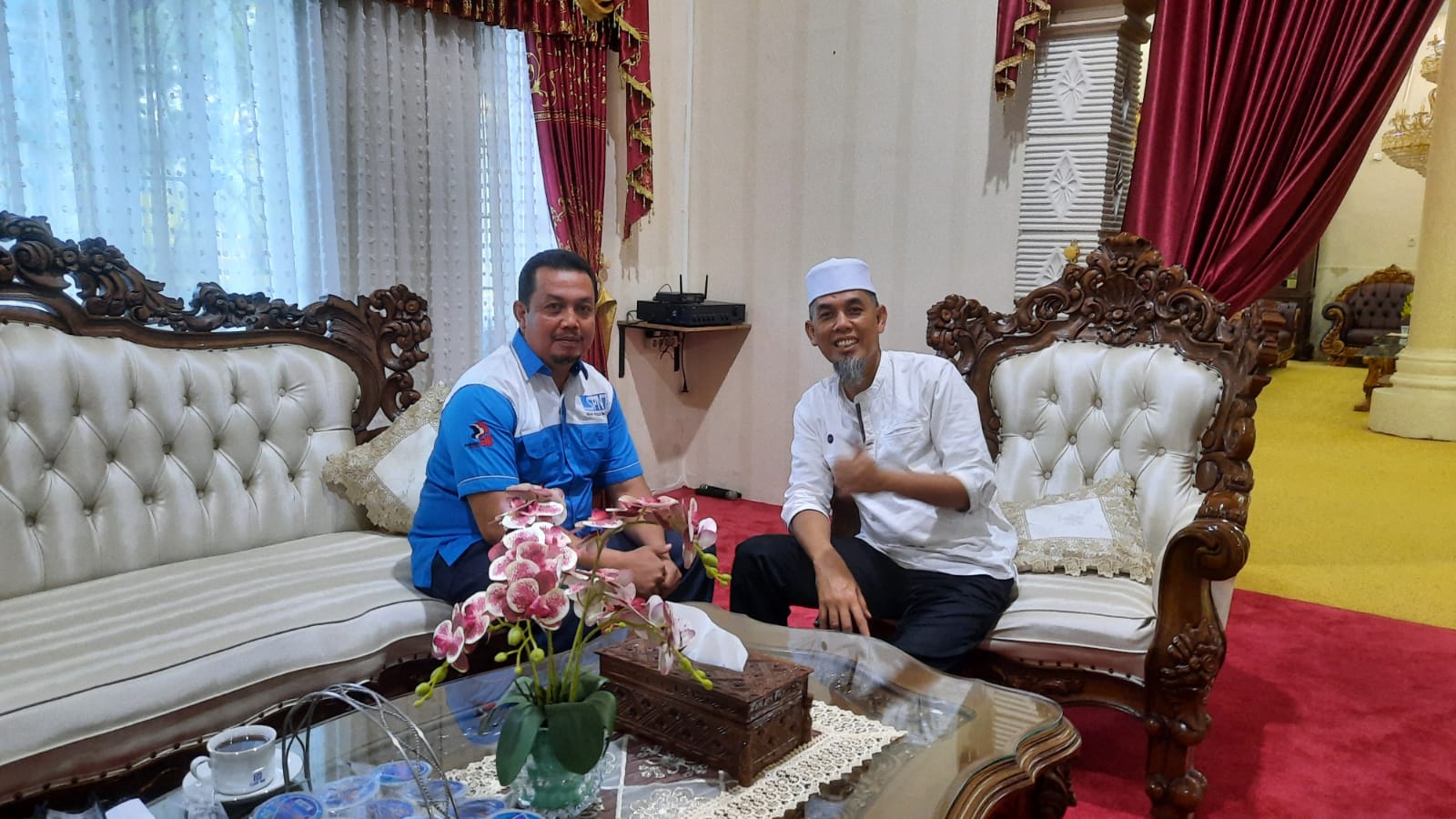 Temu kangen, Serikat Pekerja Nasional Kota Dumai Kunjungi kediaman Walikota