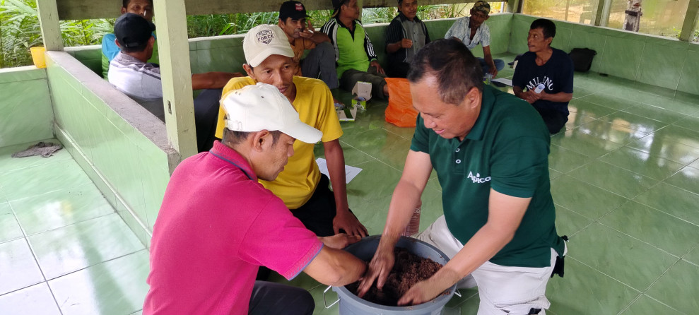 Apical Jalankan Program Budi Daya Kambing dan Pelatihan Penyusunan Rencana Bisnis untuk Kelompok Tani di Dumai