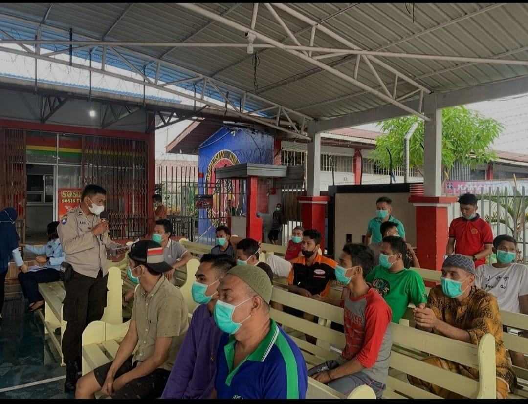 KENAIKAN KASUS COVID-19 DI INDONESIA, RUTAN DUMAI LAKUKAN VAKSINASI BOOSTER MASSAL