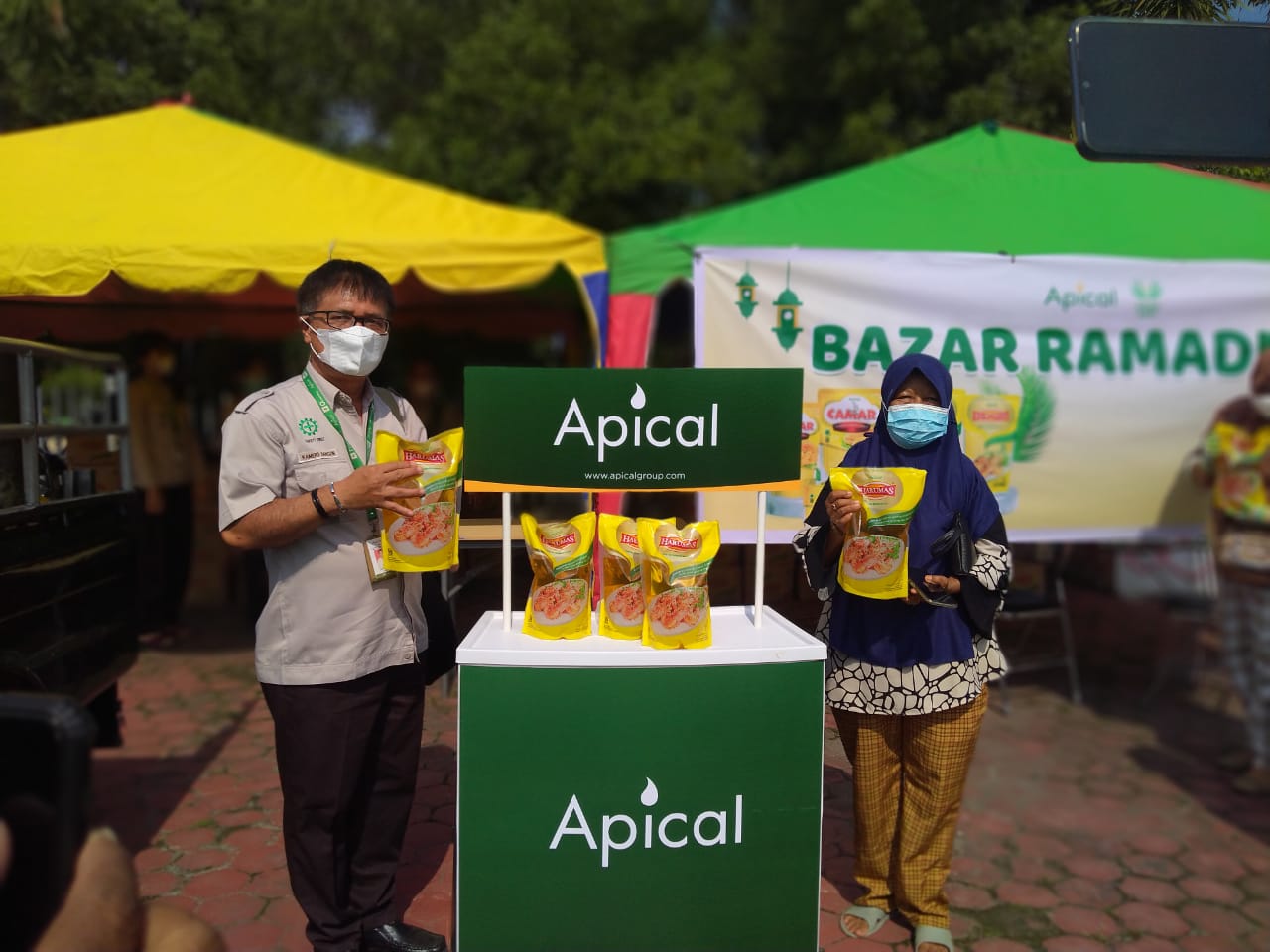 Bantu Masyarakat Jelang Idul Fitri, Apical Group Gelar Bazaar Ramadan