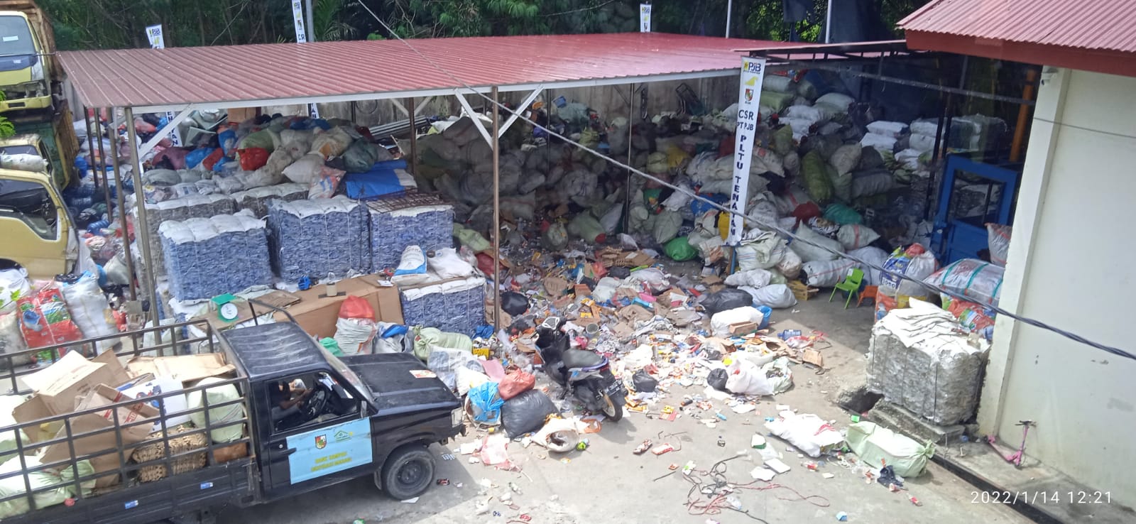 Kantor Di penuhi Sampah, Ada TPA Mini di Kantor DLHK Pekanbaru