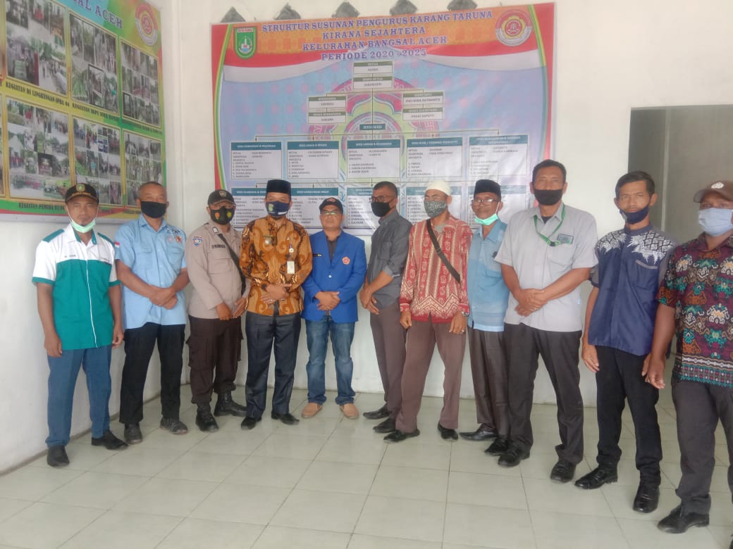 Pengurus Karang Taruna Kirana Sejahtera Bangsal Aceh Resmikan Sekretariatnya