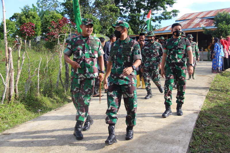 Kapok Sahli Dam IM Tinjau Pelaksanaan TMMD ke-113 di Gayo Lues. 