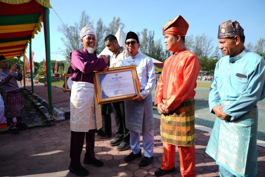 Pertamina Patra Niaga Kilang Dumai Raih Peringkat Pertama Kontributor Terbesar PAD Dumai 2026, Bukti Nyata Komitmen Dukung Pembangunan Daerah