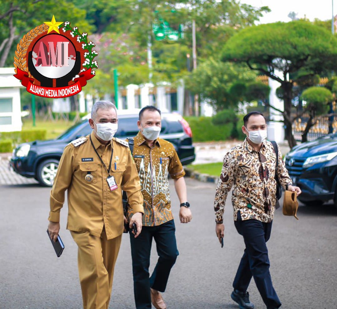 PJ Bupati Kampar di Undang  ke Istana,  Presiden Jokowi Sampaikan Beberapa Point Penting