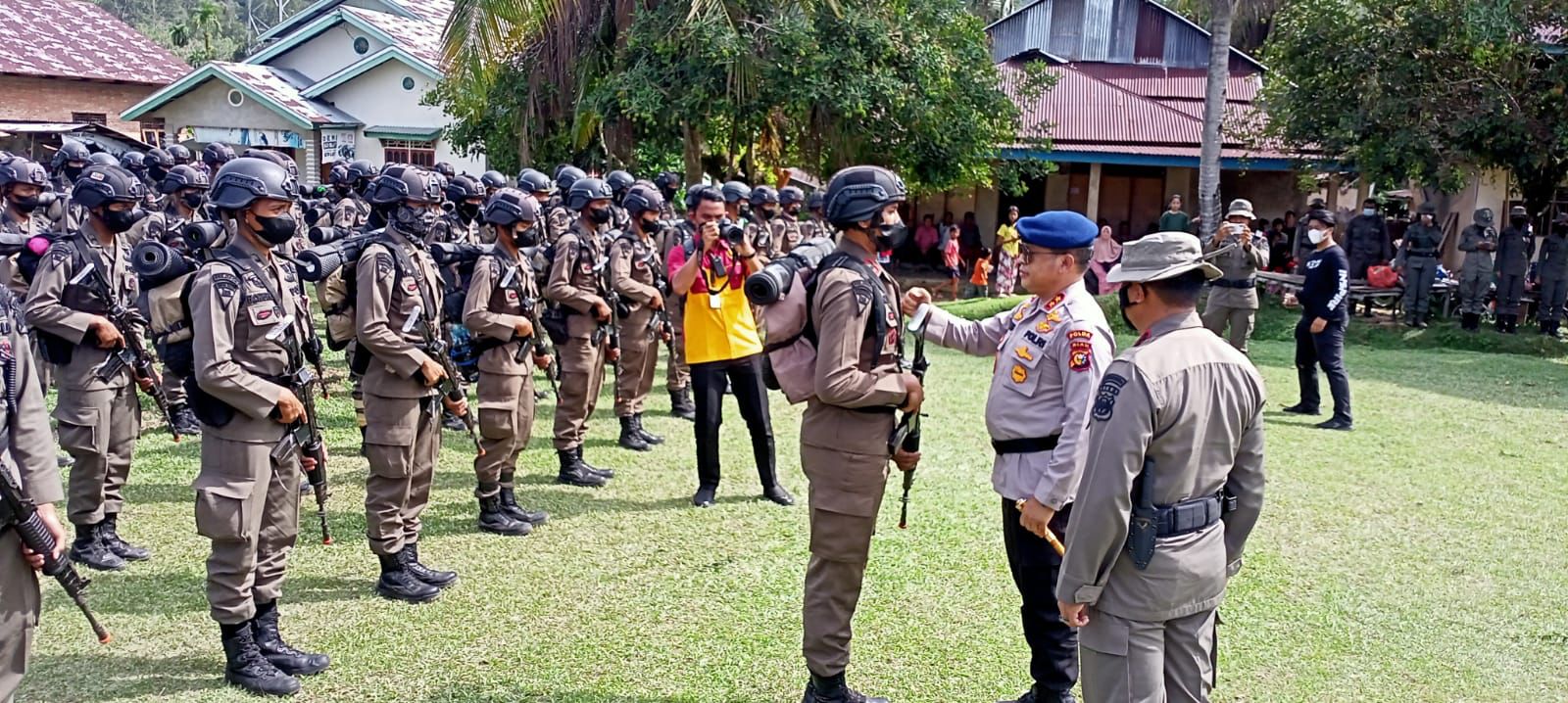 Buka Latihan Berganda Brimob Remaja, Kapolda :Buru Perusak Hutan.