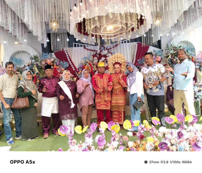Kabiro Suarakrik .com Sulastri Ucapkan Selamat Menempuh Hidup Baru Kepada  Pasangan Pengantin Lia & Suhada.