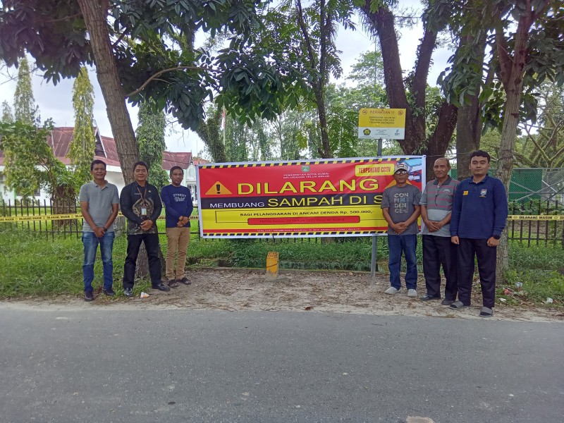 Lurah Teluk Binjai Idris Sardi,SH,M.IP Mengajak Masyarakat Untuk Bergabung Ke LPS ( Lembaga Pengelola Sampah) Agar Dumai Bersih