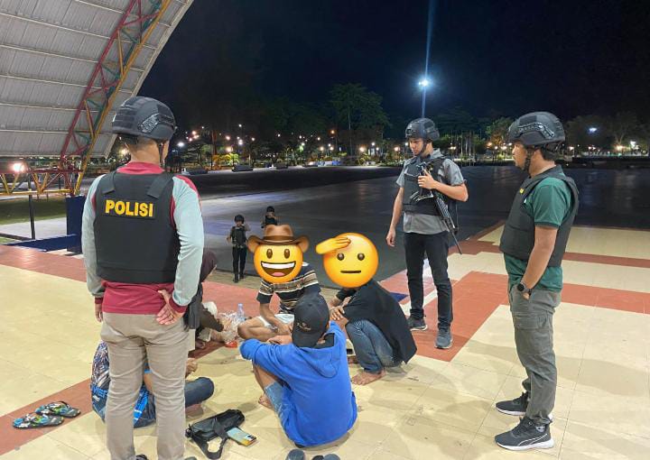 Polres Dumai Menerjunkan Tim RAGA Menyisir Lokasi  Titik Berkumpulnya Pelaku Premanisme dan Genk Motor.
