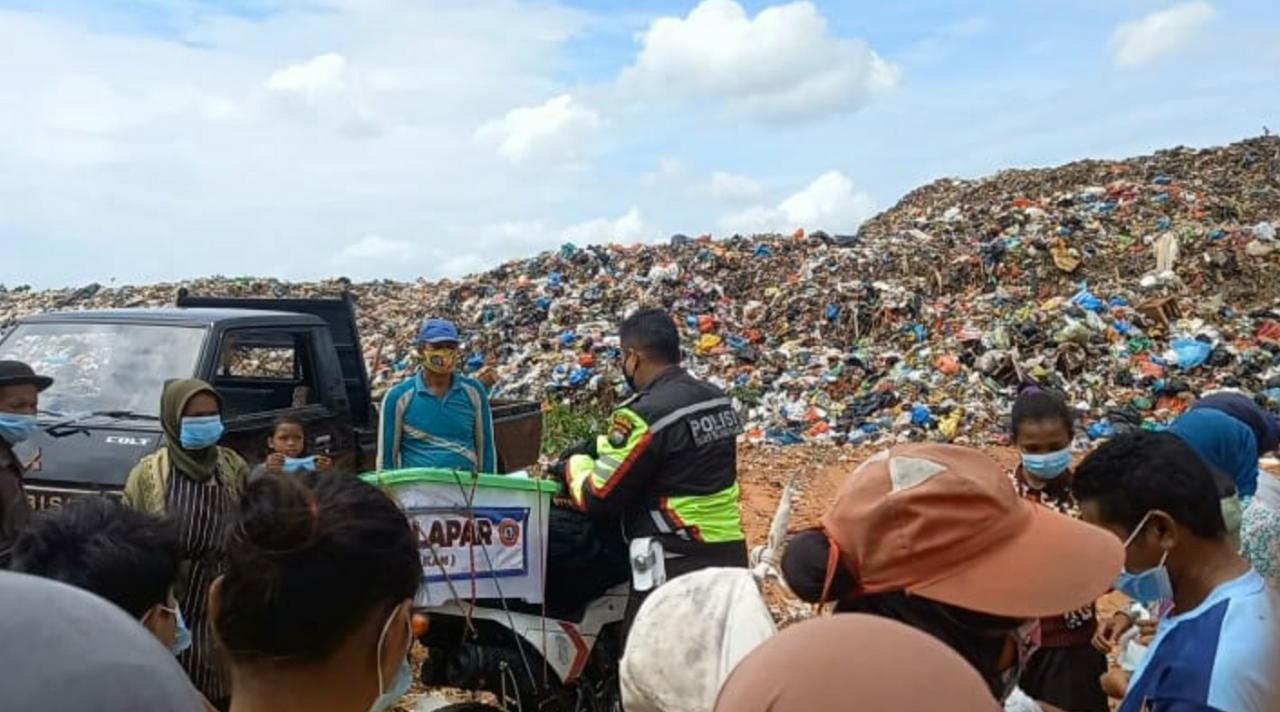 Berhati  Mulia, BRIPKA Zulhamsyah  Gelar RPL dI Tempat Pembuangan Sampah