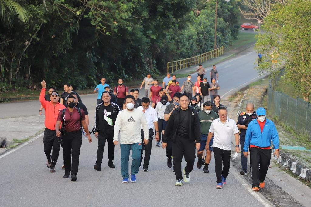 Dikemas Dengan Kegiatan Olahraga Bersama, Irjen Iqbal Safari Silaturahmi Dengan Jajaran PT Pertamina Hulu Rokan