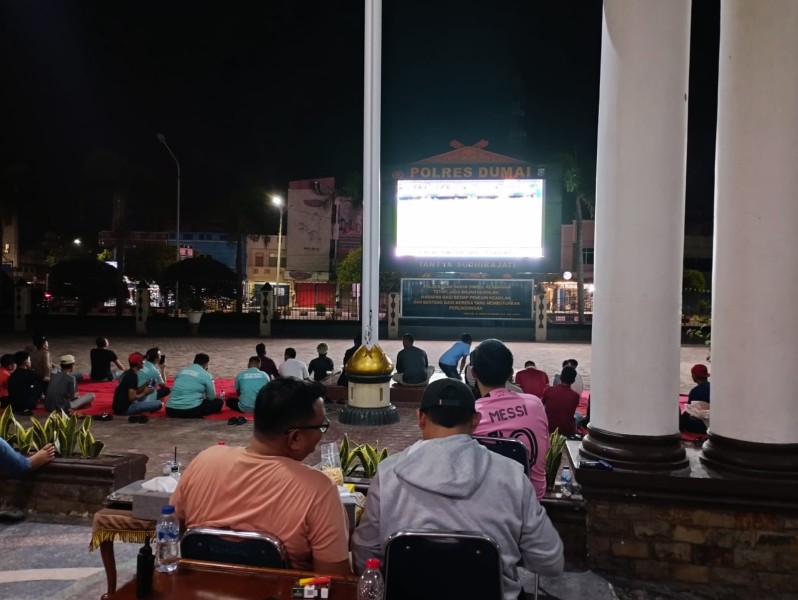 Polres Dumai Gelar Nonton Bareng Piala Dunia 2026 Bersama Masyarakat, Pererat Kedekatan Polri dan Warga