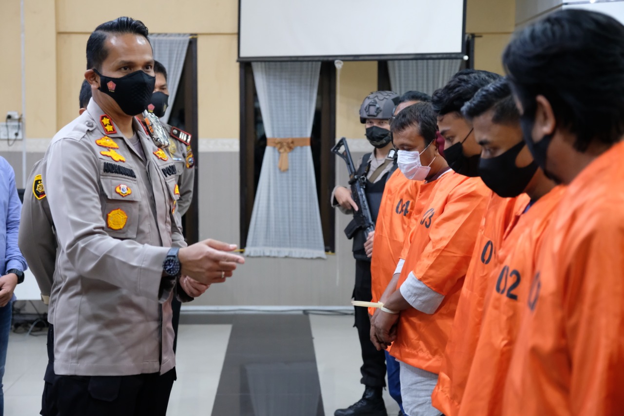 Polres Dumai Bersama Polsek Sungai Sembilan Berhasil Membekuk 7 (Tujuh)Pelaku Tindak Pidana Premanisme