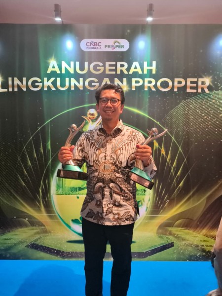 Pertamina Patra Niaga Kilang Dumai dan Kilang Sungai Pakning Sabet Penghargaan PROPER Hijau 2025